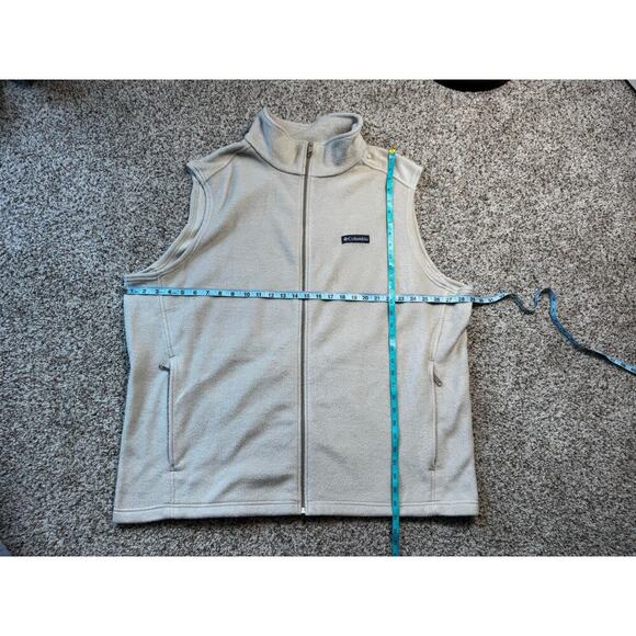 Columbia Cream Fleece vest, Mens size 3XLT - TALL - Picture 4 of 7